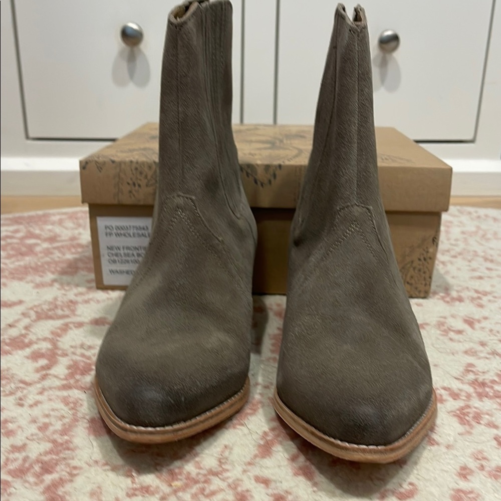 Free People Gray Suede Chelsea Ankle Booties - Picture 3 of 16